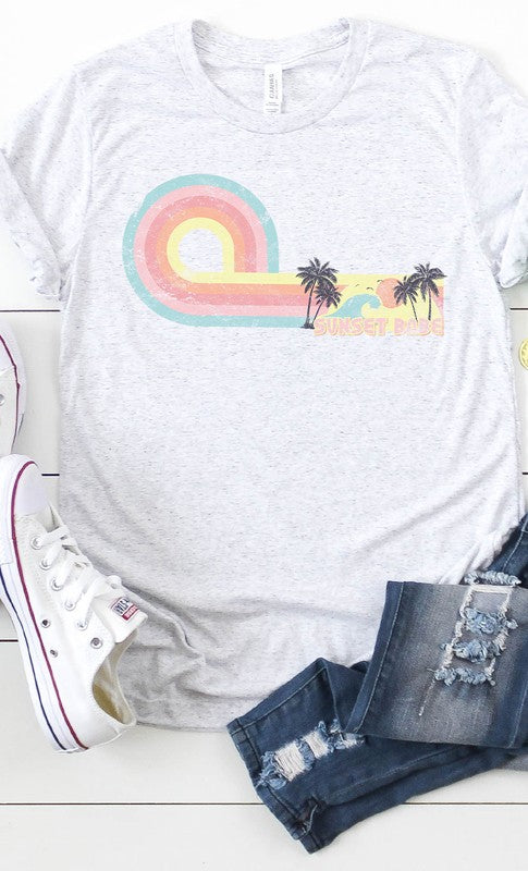 Stylish Ways to Rock Graphic Tees Without the Sloppy Look