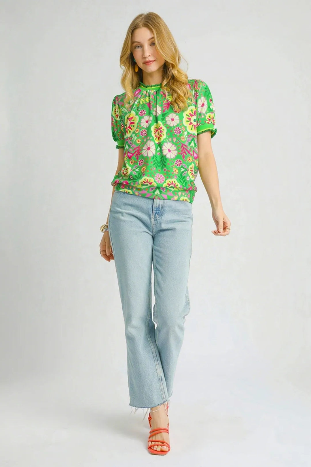 Versatile Outfits: From School Drop-Off to Dinner Out
