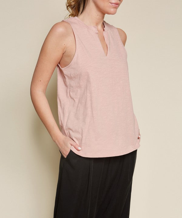 Urban Vintage V-Neck Top Fabina