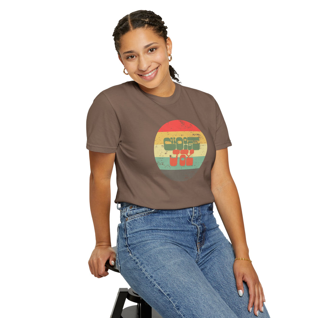 Retro Sunset T-shirt - Choose Joy Shirt
