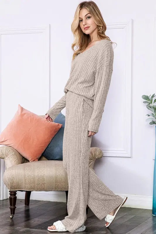 Slouchy Beige ribbed knit loungewear set EG fashion