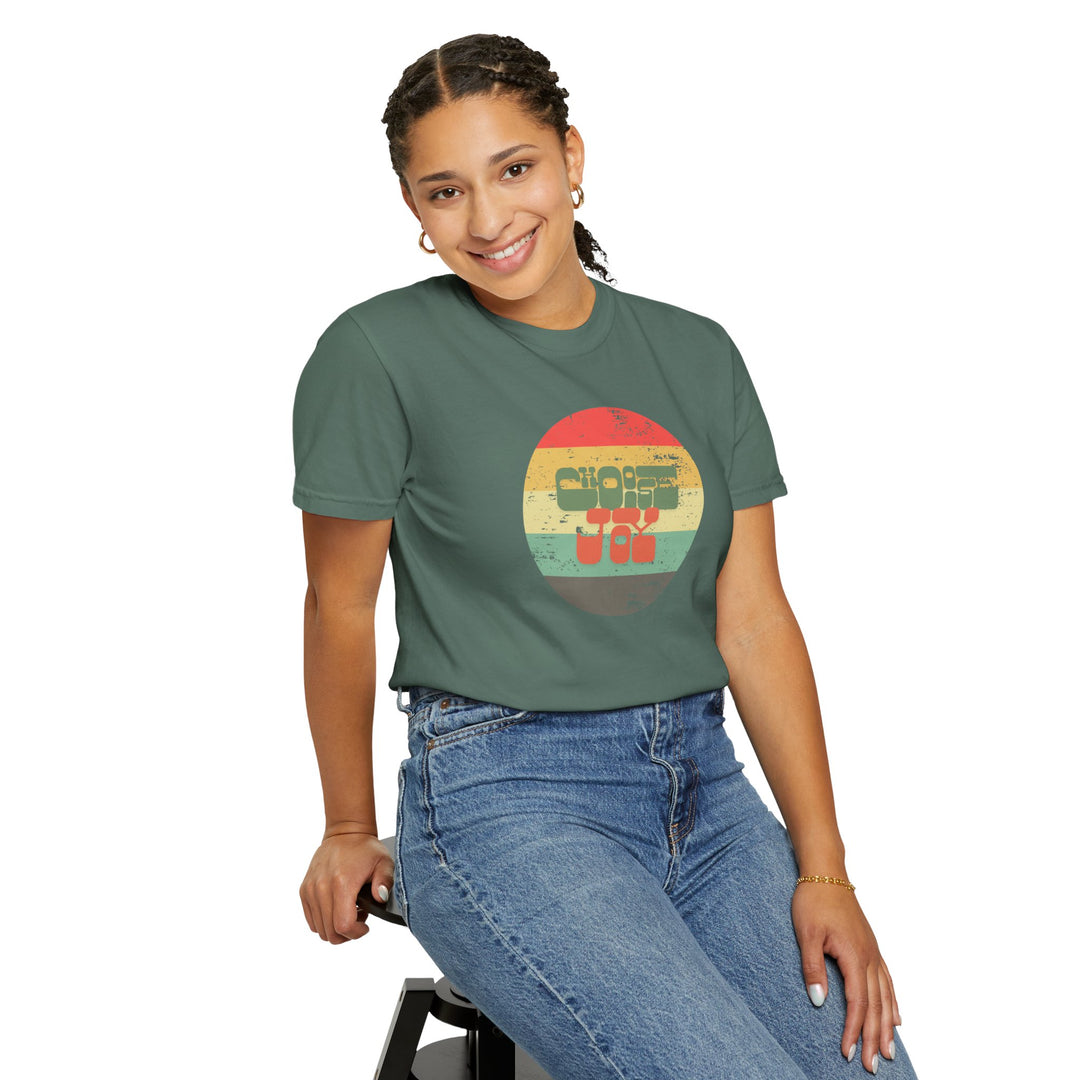 Retro Sunset T-shirt - Choose Joy Shirt