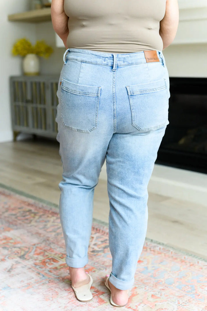 Cooper High Rise Vintage Denim Jogger Ave Shops