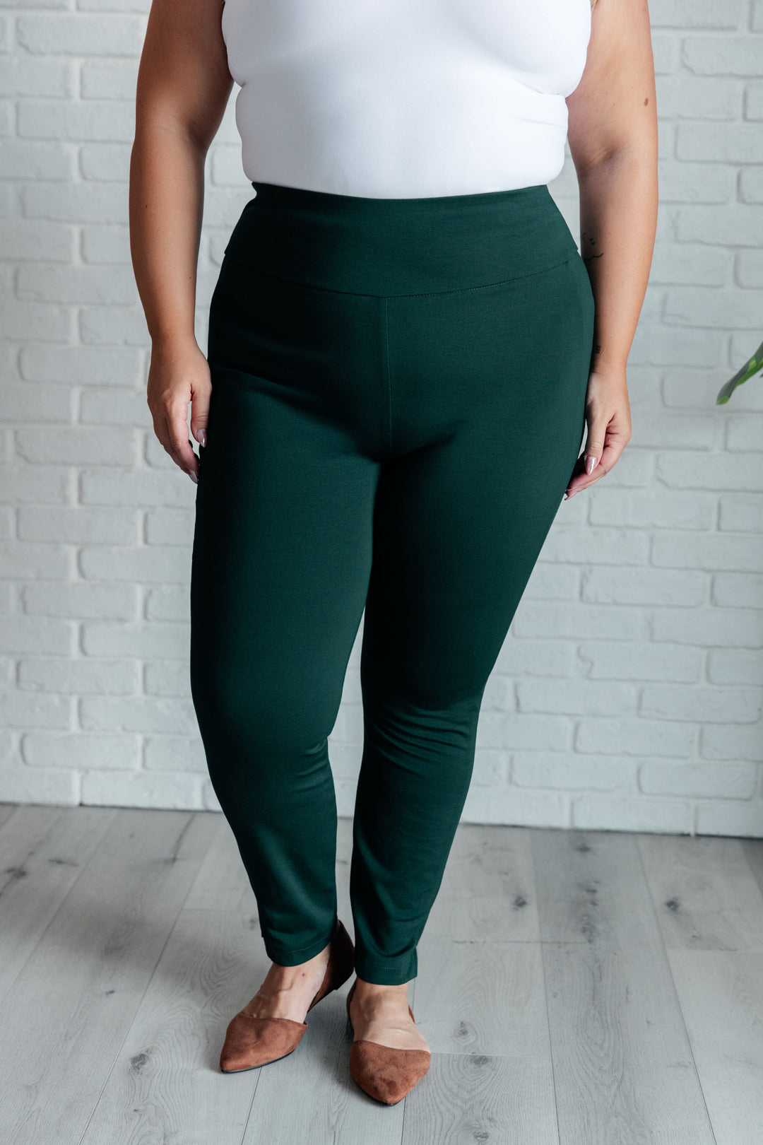 Magic Skinny Pants for Women in Hunter Green Ave Shops