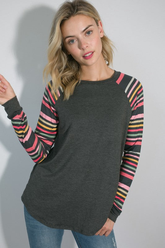 Playful Pattern Knit Top e Luna