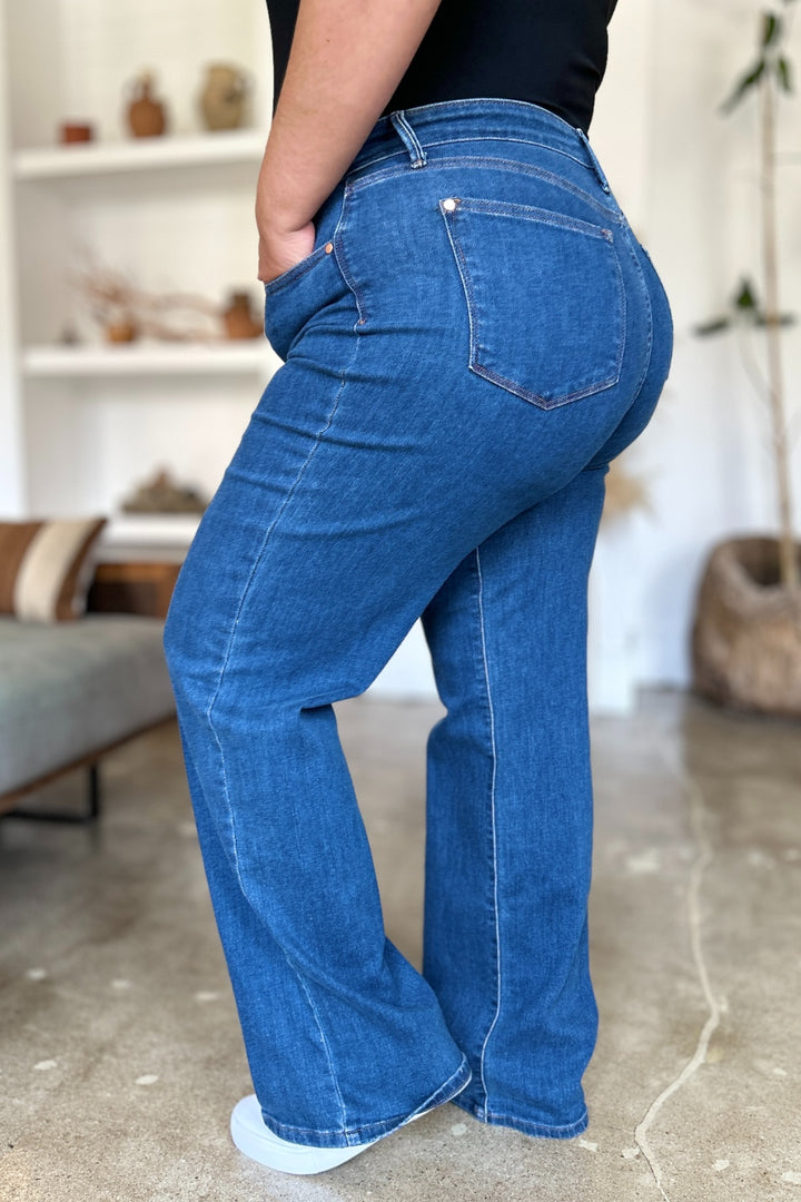 Judy Blue High Rise Straight Jeans