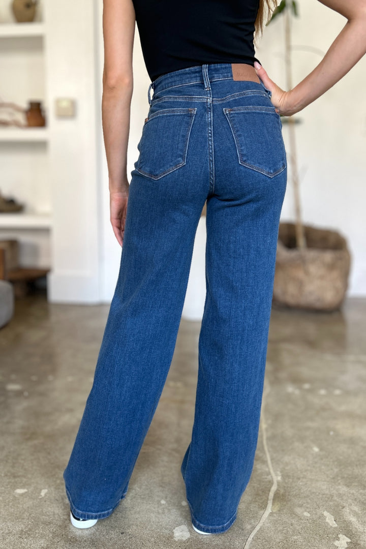 Judy Blue High Rise Straight Jeans